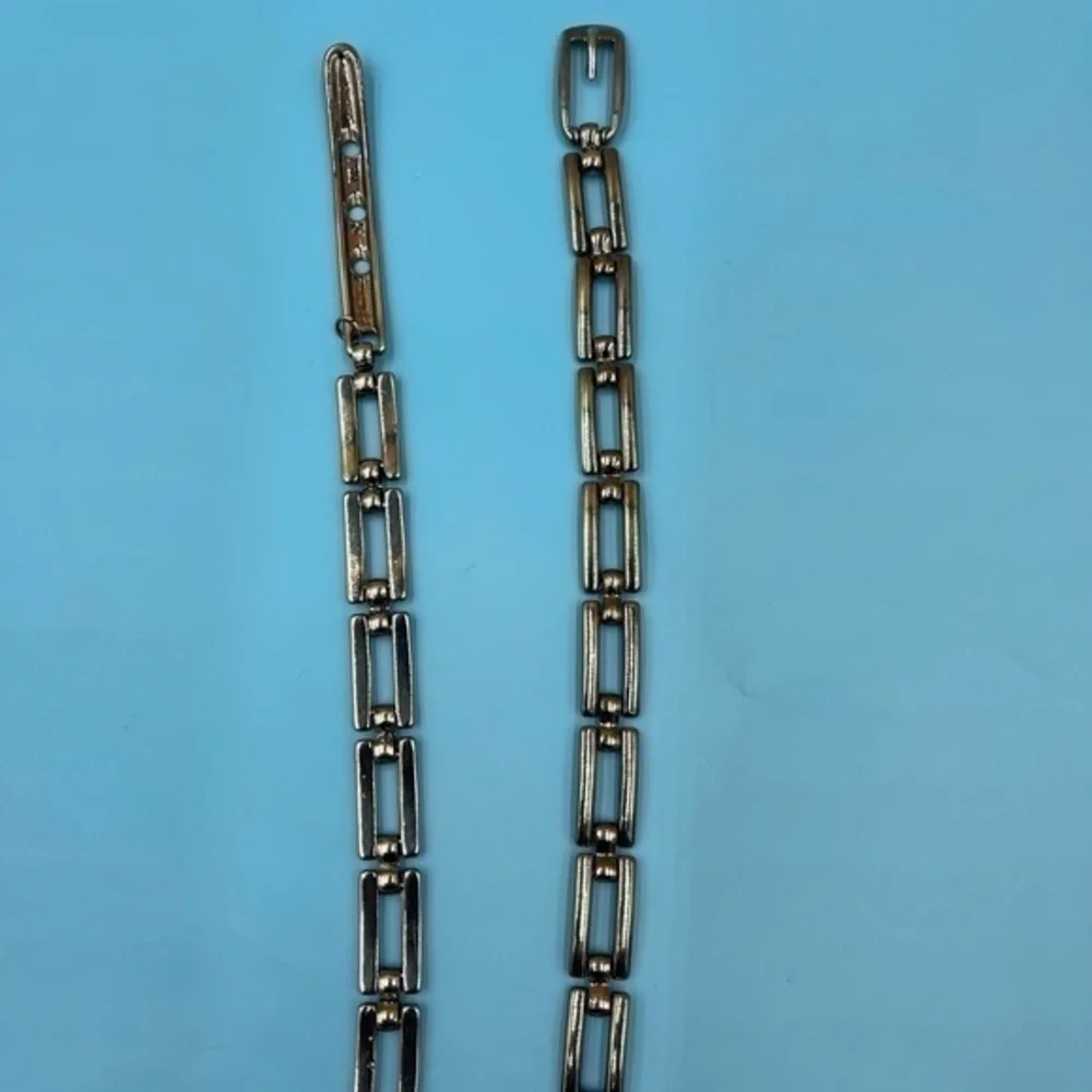 Metal Chain Link Belt - Picture 3 of 3